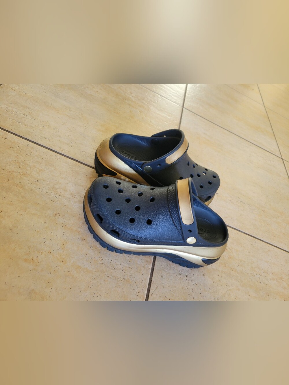 Crocs Mega Crush Metallic Clog